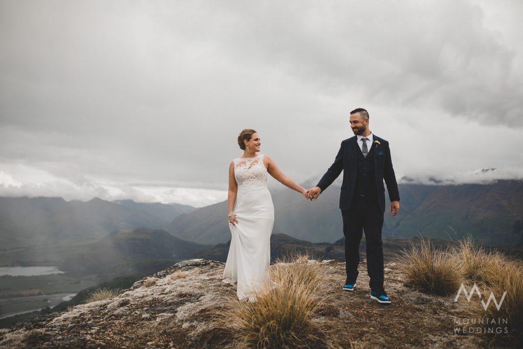 Wanaka Elopement Lookout Hill